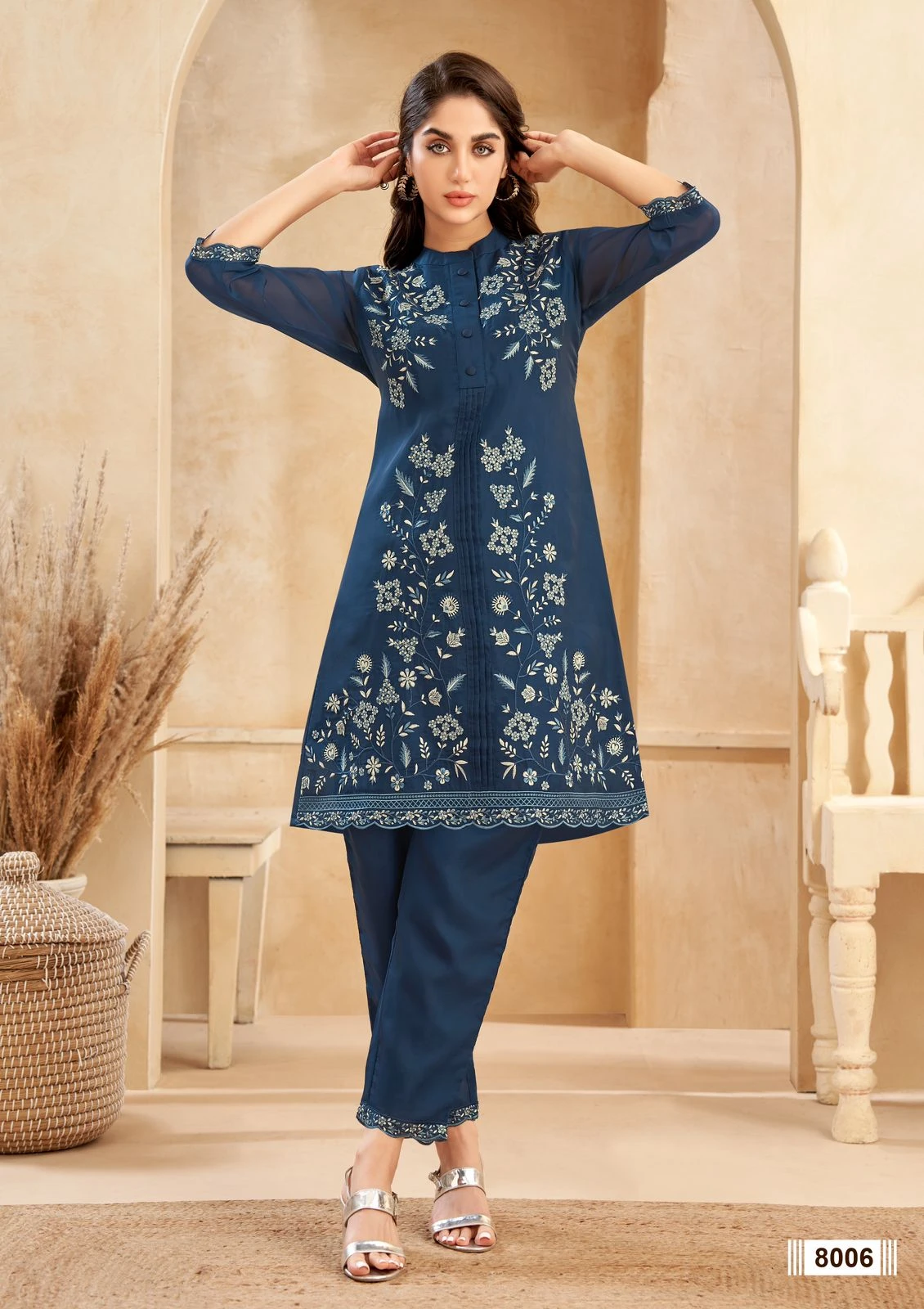 Vardan Ethnic Four Roses Pure Organza Wholesale Co-Ord Sets Catalog — Wholesale Kurti Pant Set, MPA wholesale from Surat - Gallery Image 4